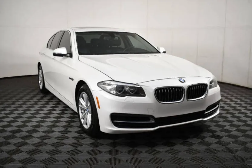 2014 Bmw 528i 5-series photo 1