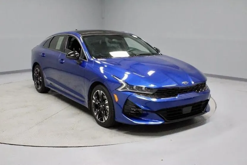 2021 Kia K5 GT-Line photo 1
