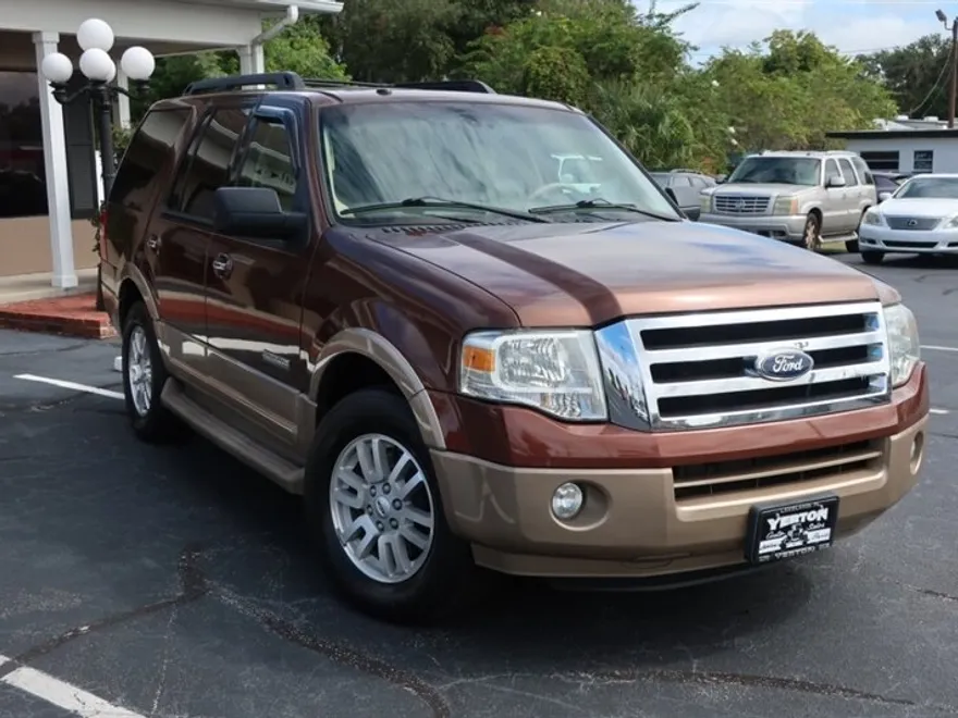 2012 Ford Expedition XLT photo 1