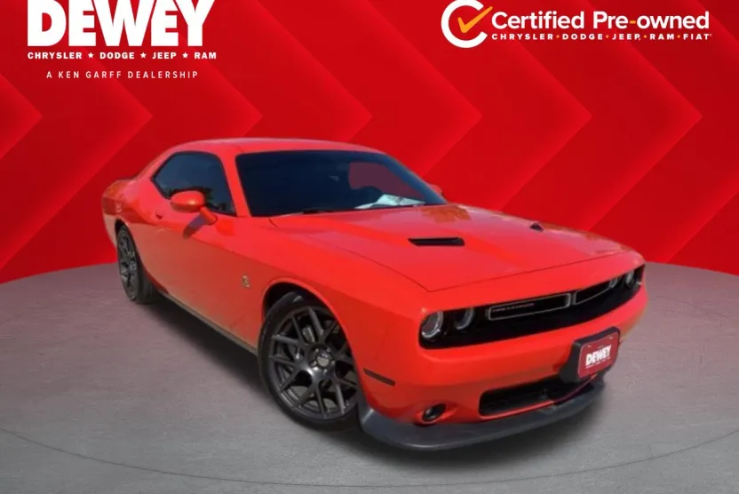 2016 Dodge Challenger R/T Scat Pack photo 1