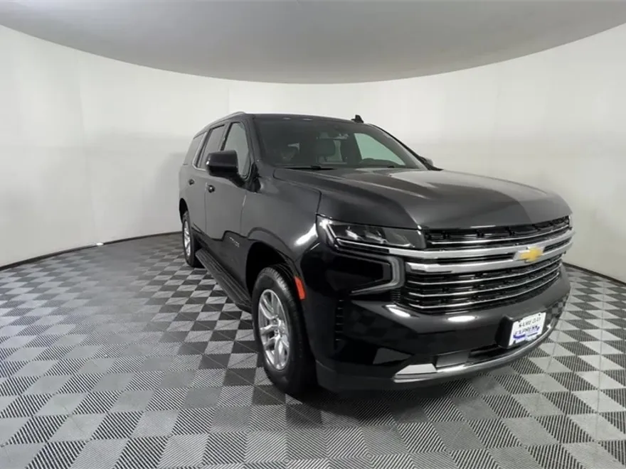 2021 Chevrolet Tahoe LT photo 1