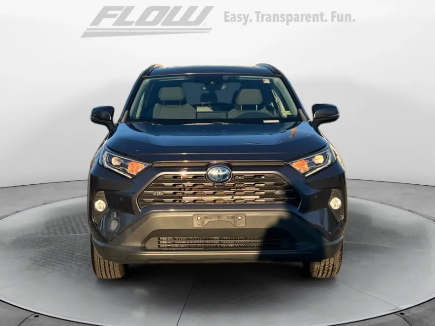 2019 Toyota RAV4 Hybrid XLE photo 1
