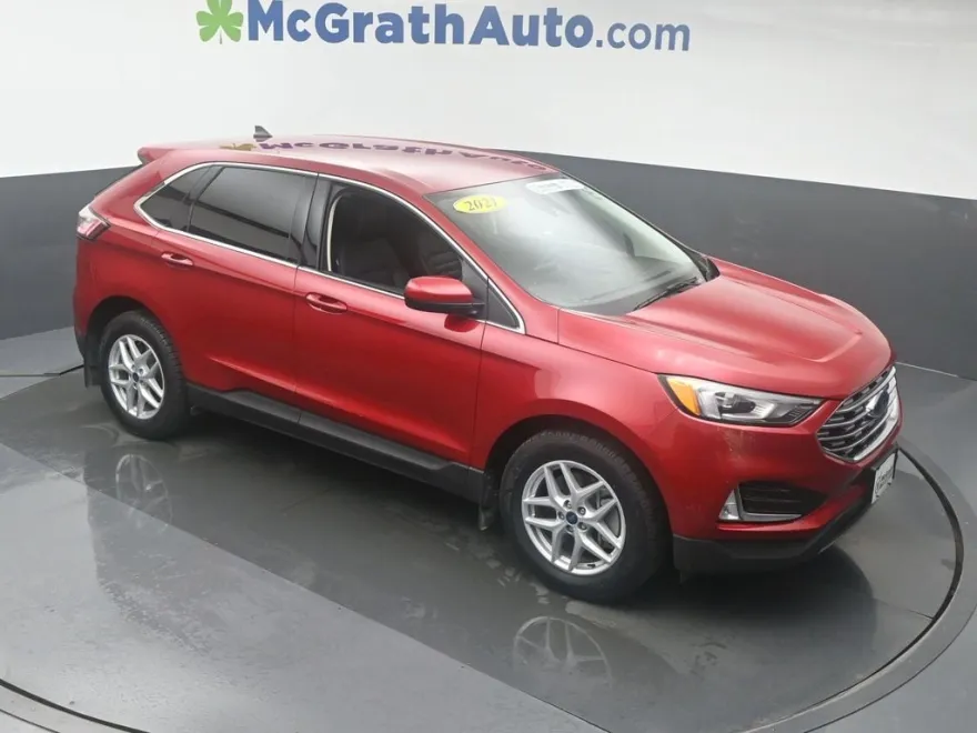 2021 Ford Edge SEL photo 1