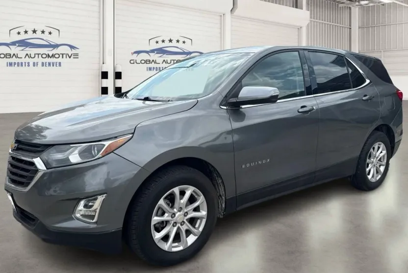 2018 Chevrolet Equinox LT photo 1