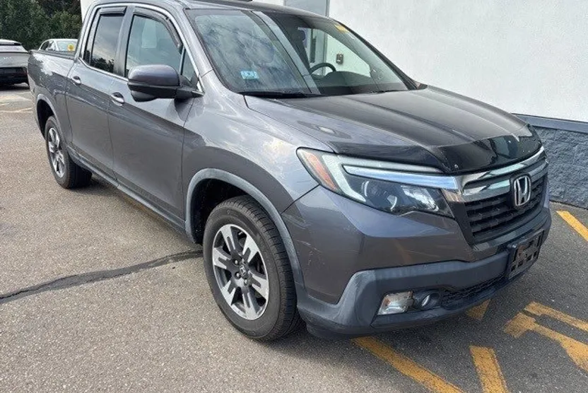 2017 Honda Ridgeline RTL-T photo 1
