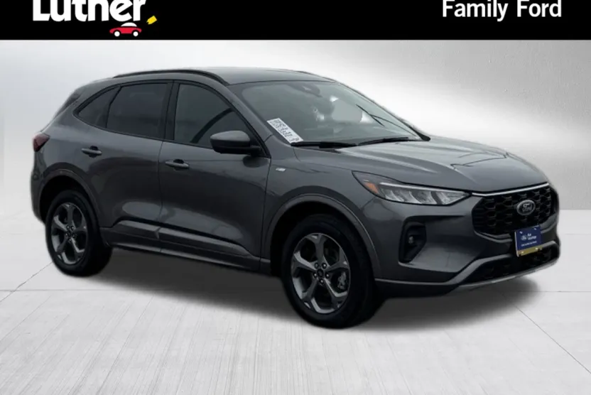 2023 Ford Escape ST-Line Select photo 1