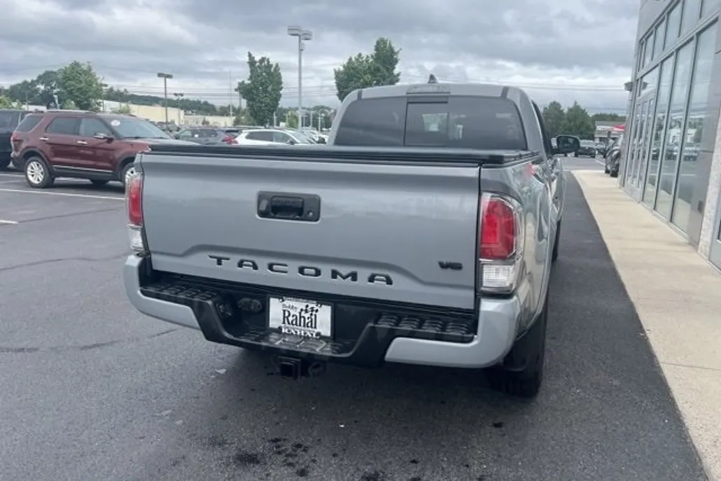 2020 Toyota Tacoma TRD Sport V6 photo 1