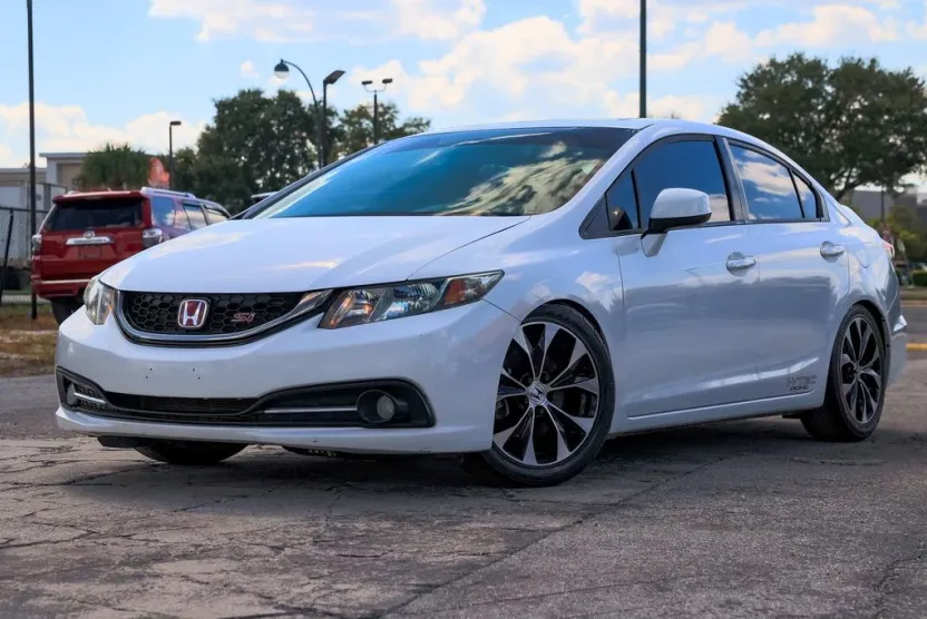 2013 Honda Civic Si photo 1