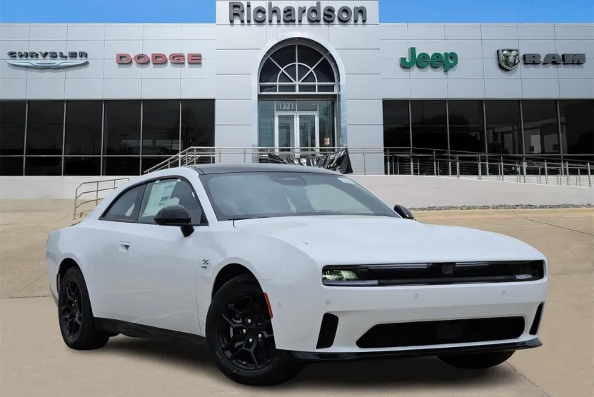 2025 Dodge Charger R/T photo 1