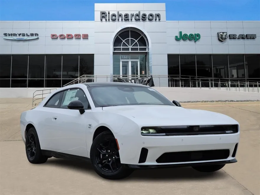 2025 Dodge Charger R/T photo 1