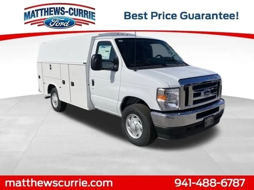 2025 Ford E-350 Base photo 1