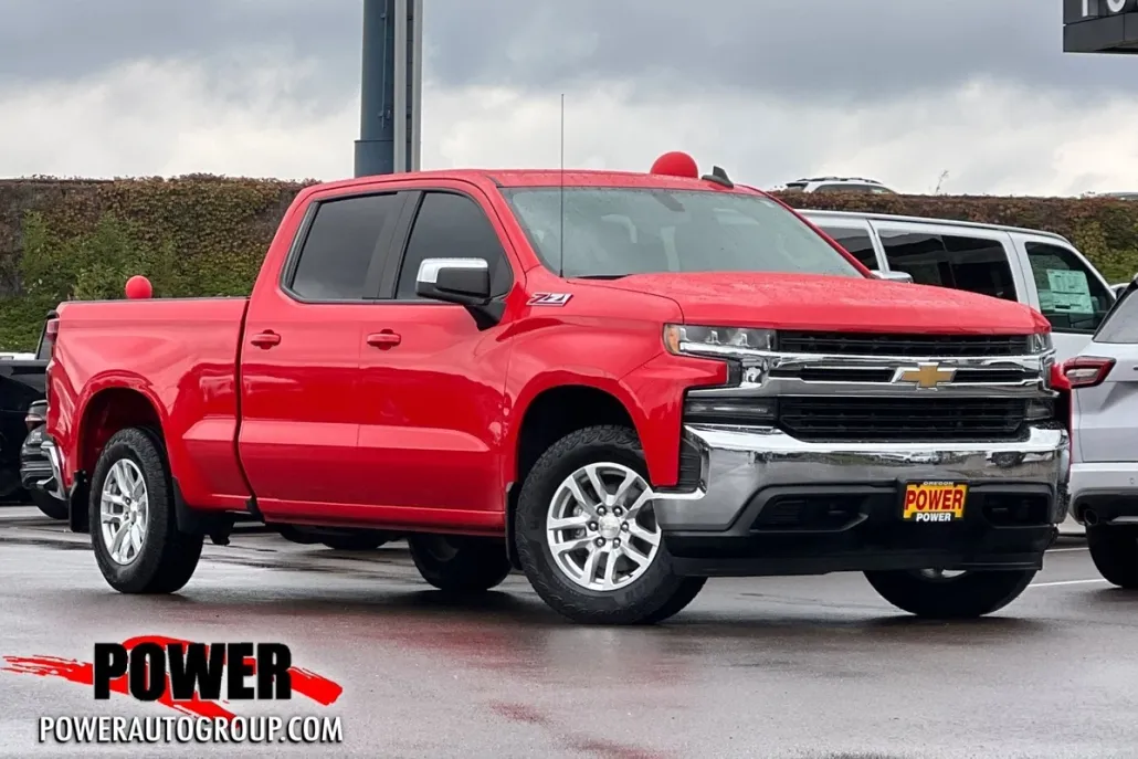 2020 Chevrolet Silverado 1500 LT photo 1