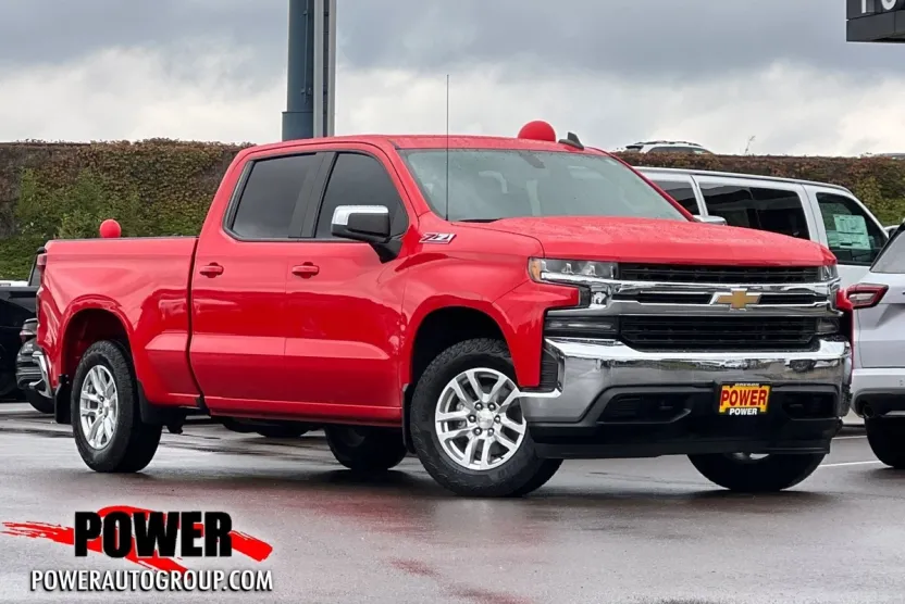 2020 Chevrolet Silverado 1500 LT photo 1