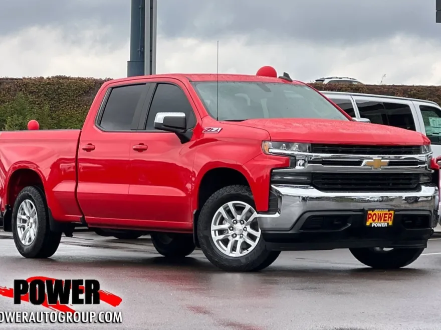 2020 Chevrolet Silverado 1500 LT photo 1
