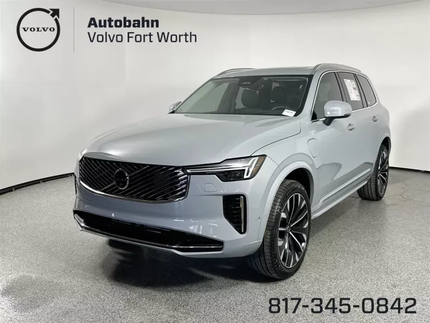 2025 Volvo XC90 photo 1