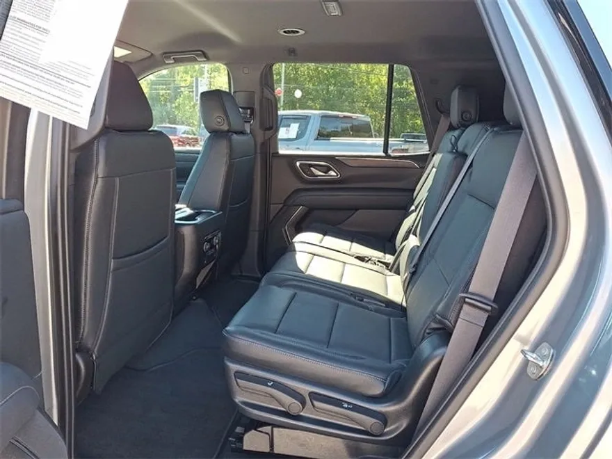 2023 Chevrolet Tahoe LS photo 1
