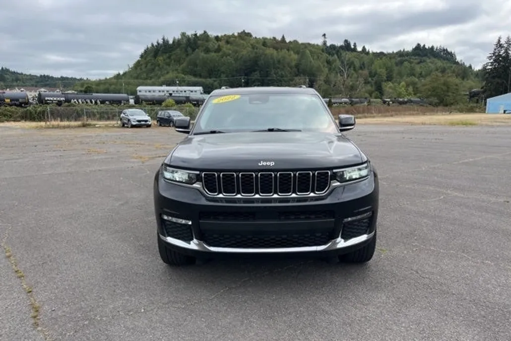 2022 Jeep Grand Cherokee Limited photo 1