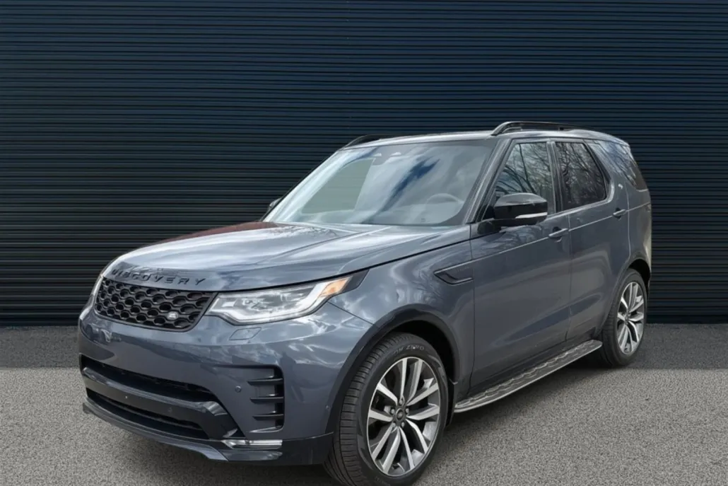 2025 Land Rover Discovery P360 Dynamic SE photo 1