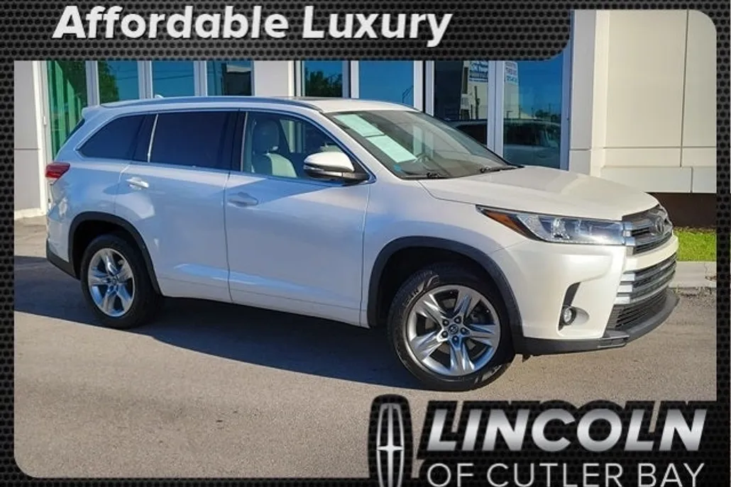 2019 Toyota Highlander Limited photo 1