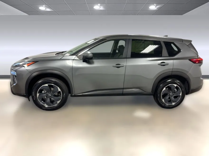 2024 Nissan Rogue SV photo 1