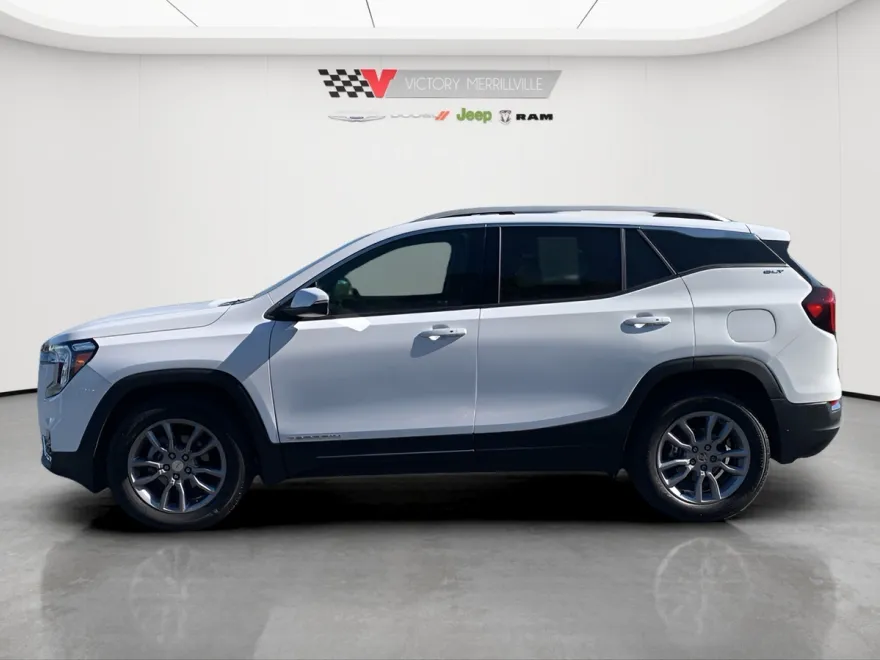 2024 Gmc Terrain SLT photo 1