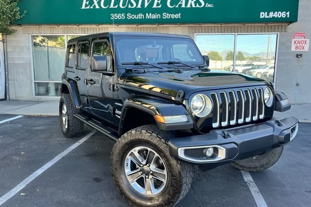 2021 Jeep Wrangler Unlimited Sahara photo 1