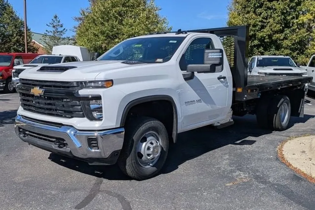 2025 Chevrolet Silverado 3500HD Work Truck photo 1