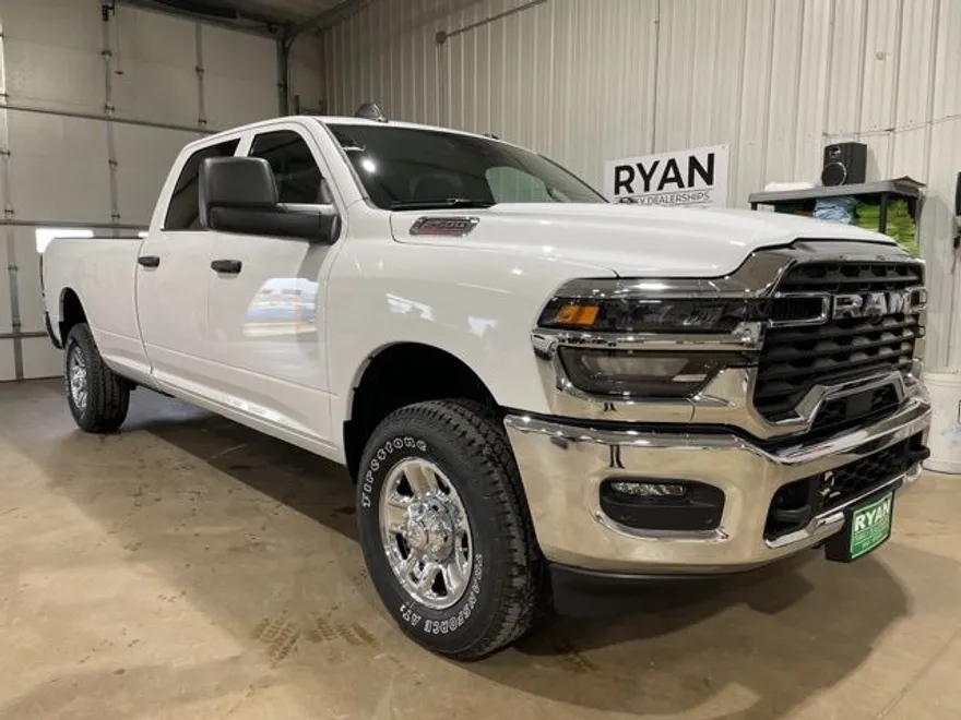 2025 Ram 2500 Tradesman photo 1