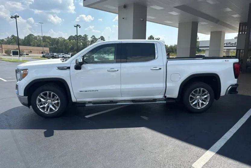 2019 Gmc Sierra 1500 SLT photo 1