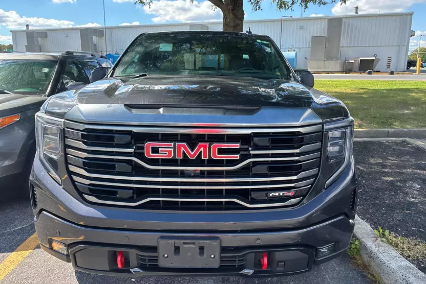 2022 Gmc Sierra 1500 AT4 photo 1
