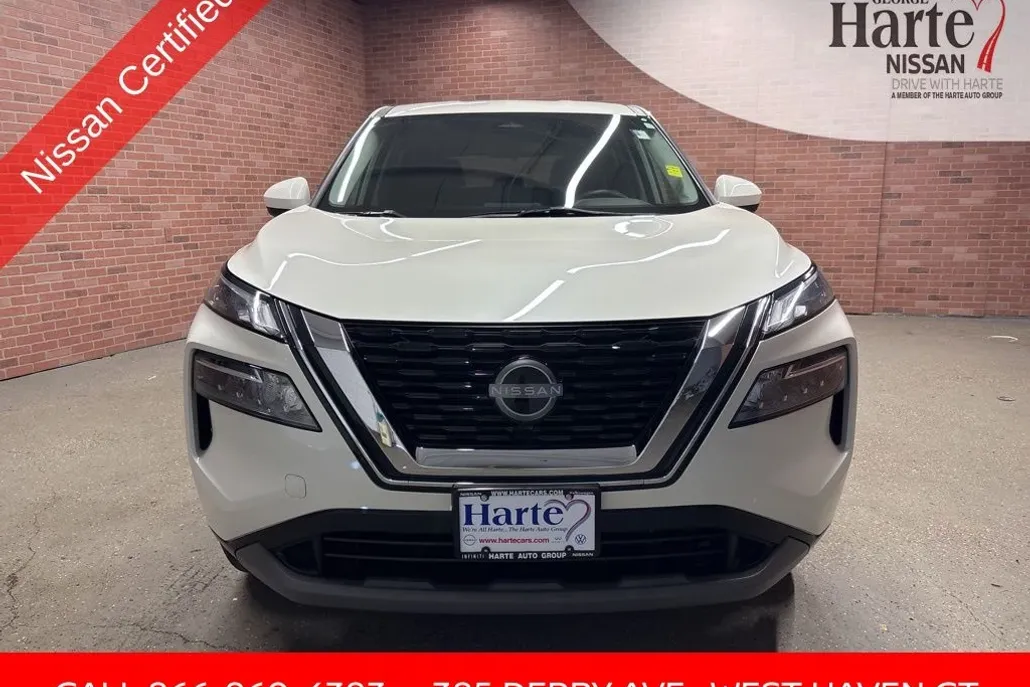 2023 Nissan Rogue SV photo 1