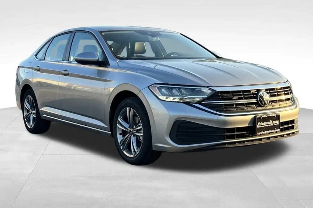 2024 Volkswagen Jetta 1.5T SE photo 1