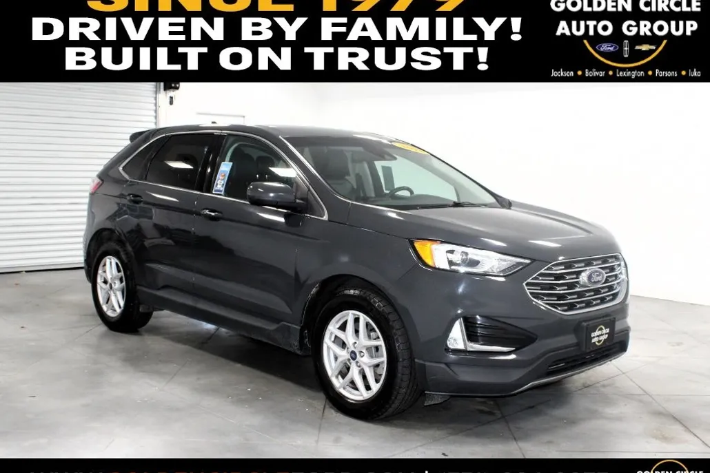 2021 Ford Edge SEL photo 1