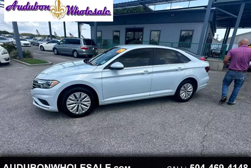 2019 Volkswagen Jetta 1.4T SE photo 1