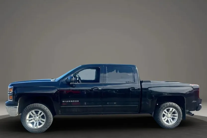 2015 Chevrolet Silverado 1500 LT photo 1