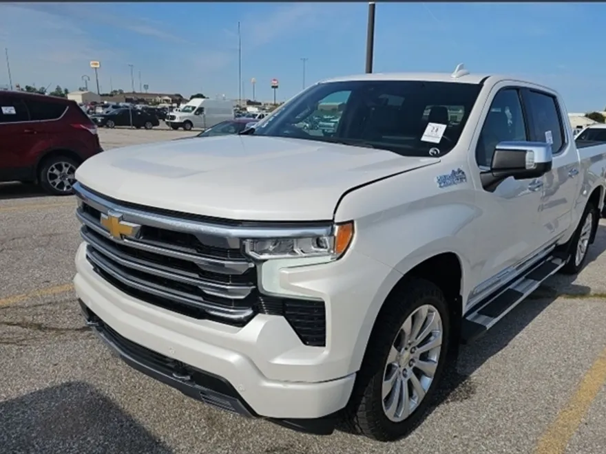 2023 Chevrolet Silverado 1500 High Country photo 1
