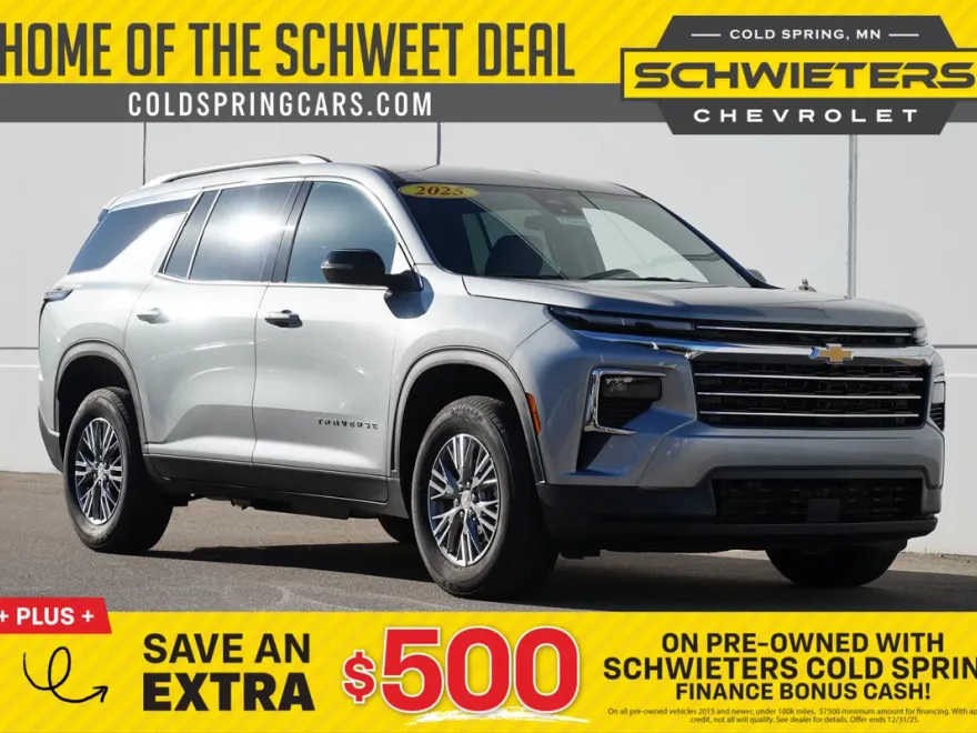 2025 Chevrolet Traverse photo 1