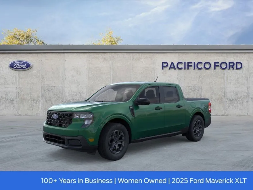 2025 Ford Maverick XLT photo 1