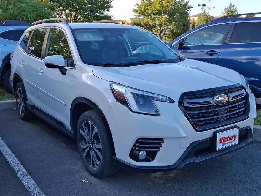 2023 Subaru Forester Limited photo 1