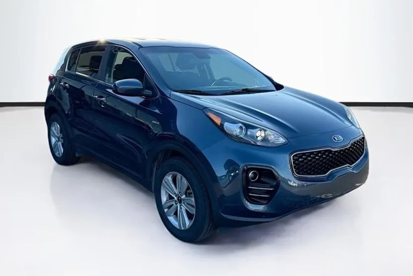 2017 Kia Sportage LX photo 1