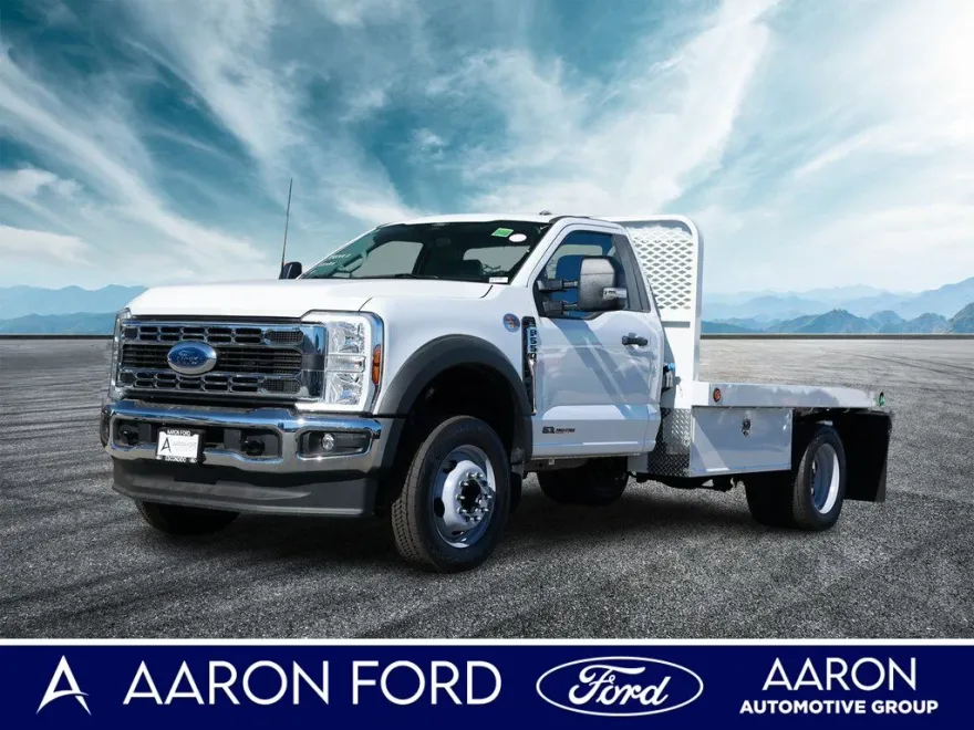 2024 Ford F-550 photo 1