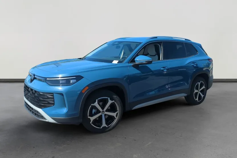 2025 Volkswagen Tiguan SE photo 1