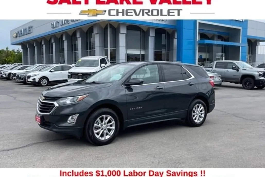 2020 Chevrolet Equinox LT photo 1