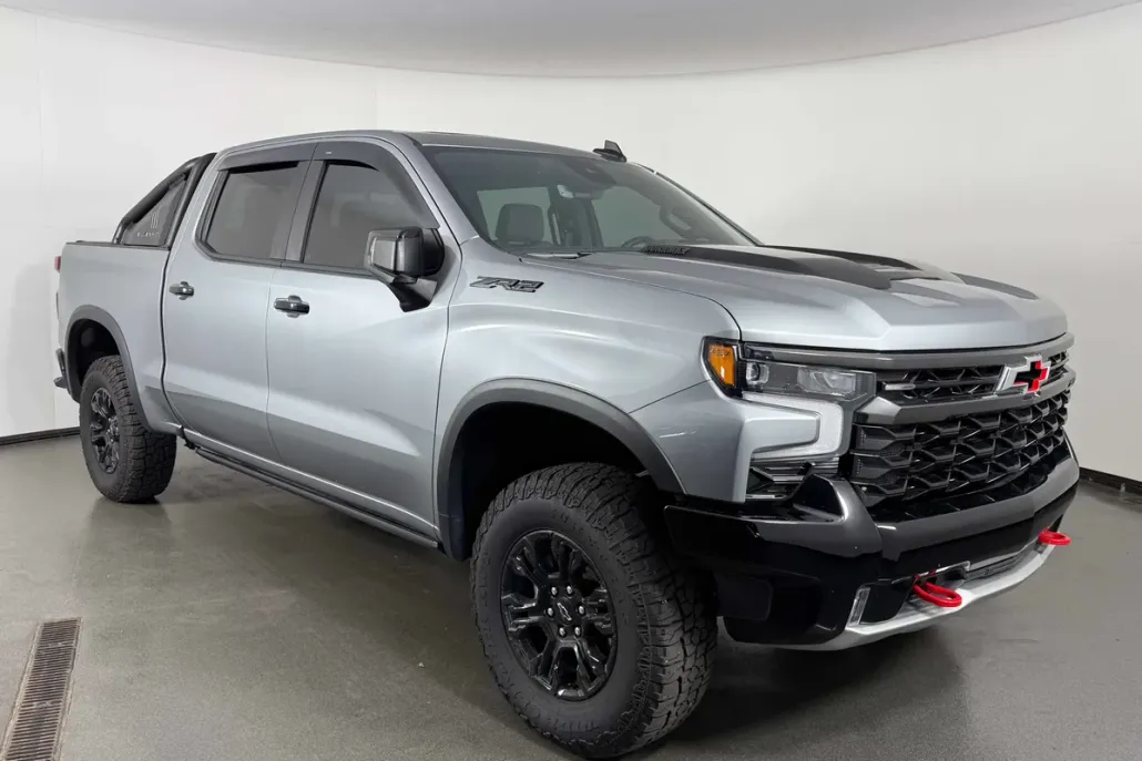 2024 Chevrolet Silverado 1500 ZR2 photo 1