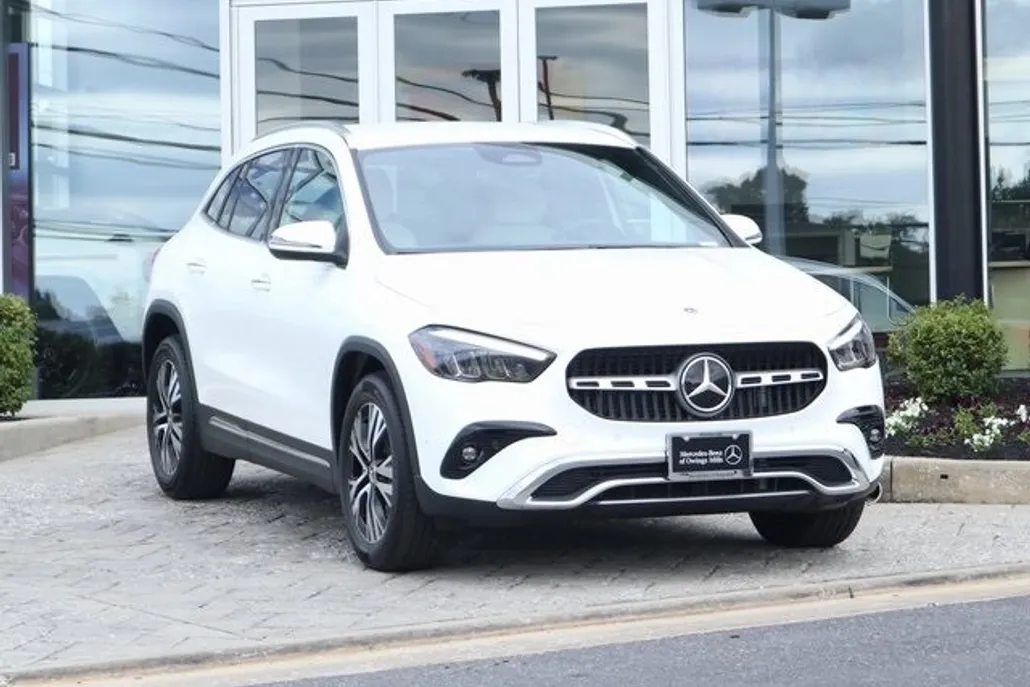 2025 Mercedes Benz GLA 250 4MATIC photo 1