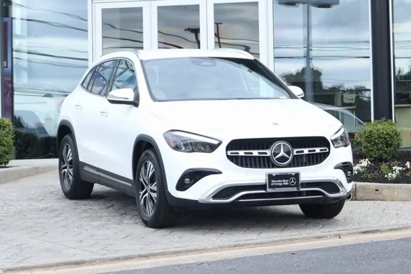 2025 Mercedes Benz GLA 250 4MATIC photo 1