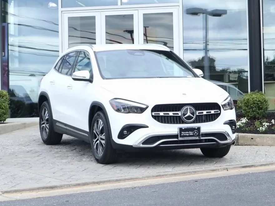 2025 Mercedes Benz GLA 250 4MATIC photo 1