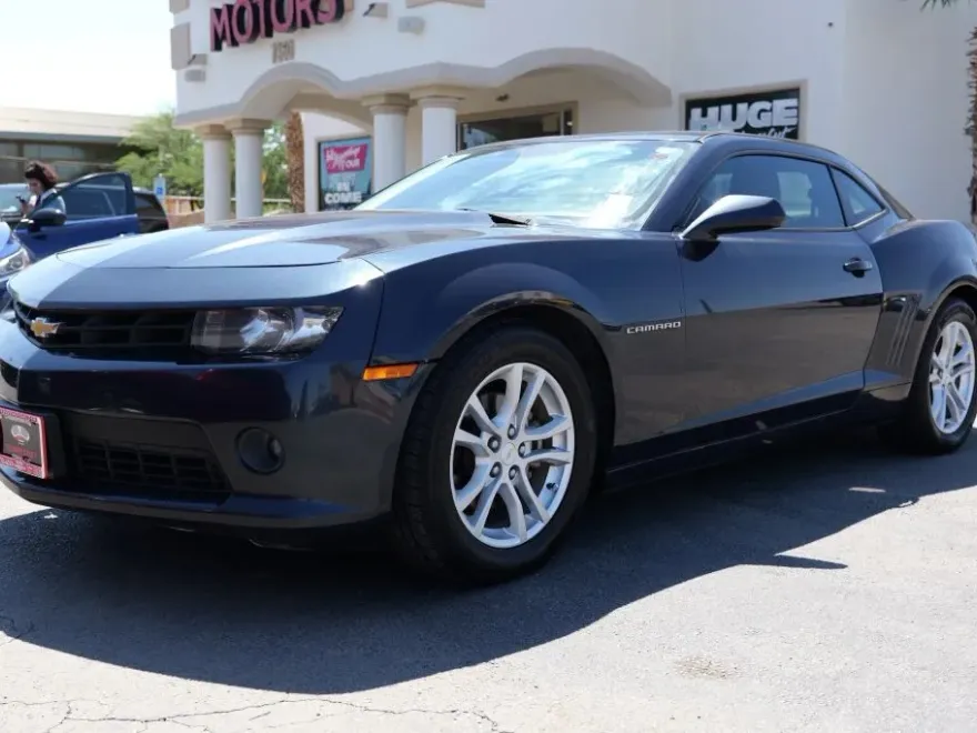 2014 Chevrolet Camaro LS Coupe photo 1