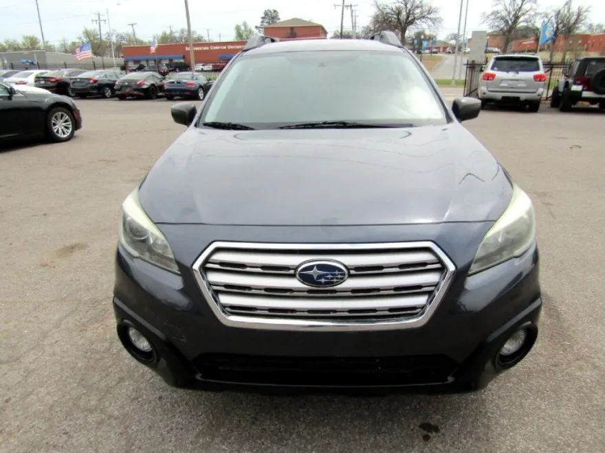 2015 Subaru Outback 2.5i photo 1
