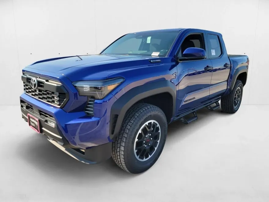2025 Toyota Tacoma TRD Off-Road 4x4 Double Cab photo 1